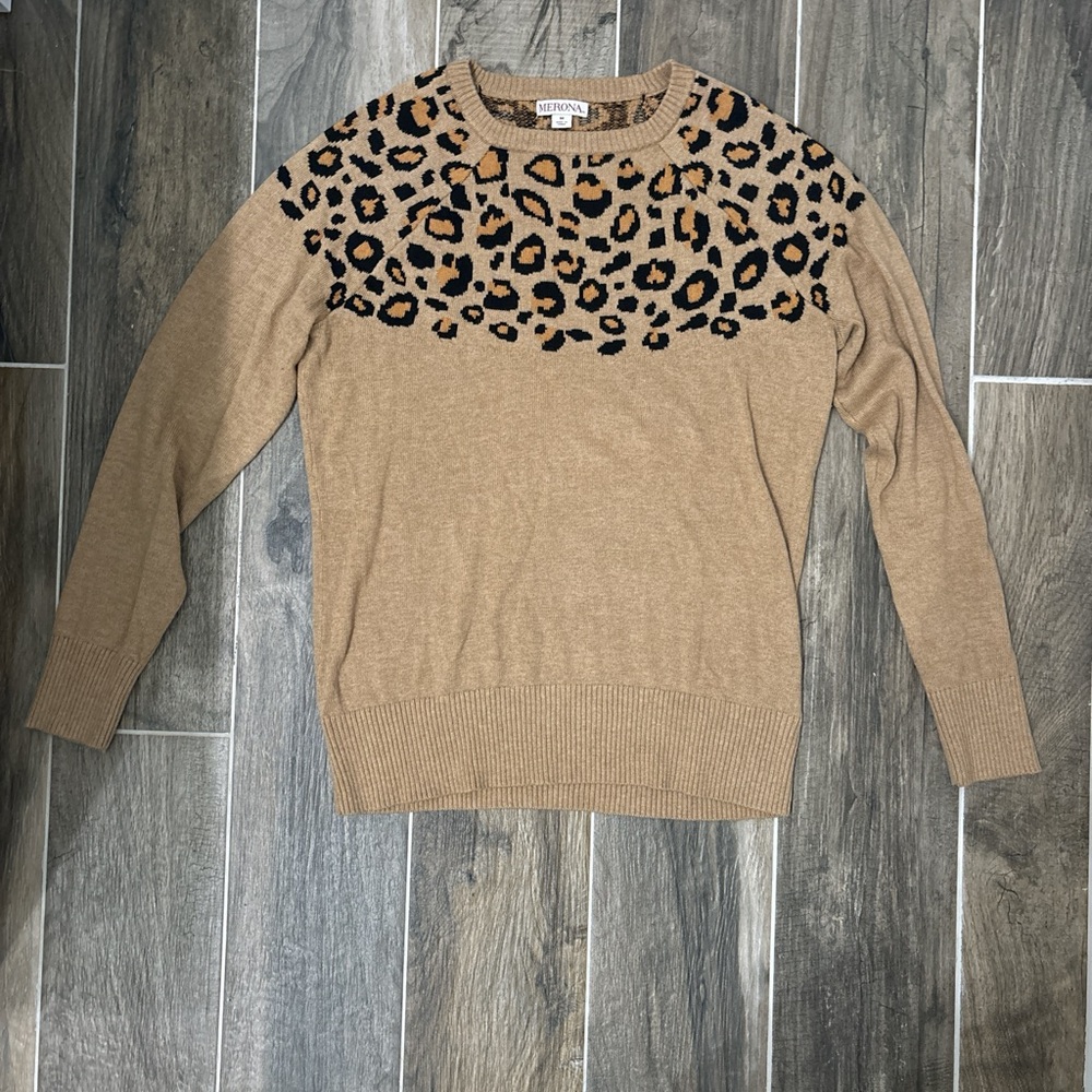 Merona tan and brown leopard print sweater